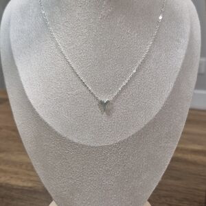 Elegant Silver Necklace with Y Pendant